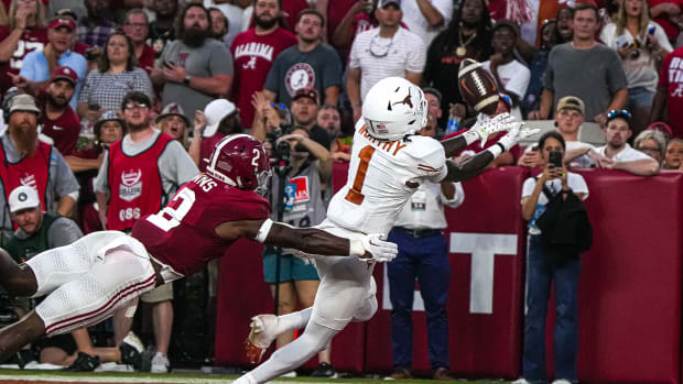Sep. 9, 2023; Tuscaloosa, Alabama; Texas Longhorns wide receiver Xavier Worthy (1) reaches for a touchdown catch against Alabama at Bryant-Denny Stadium on Saturday, Sep. 9, 2023 in Tuscaloosa, Alabama. Mandatory Credit: Aaron E. Martinez-USA TODAY NETWORK